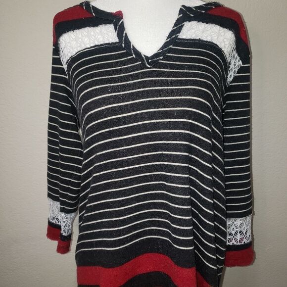 We The Free Black And Red Striped PullOver Sweater size PS - Picture 1 of 7